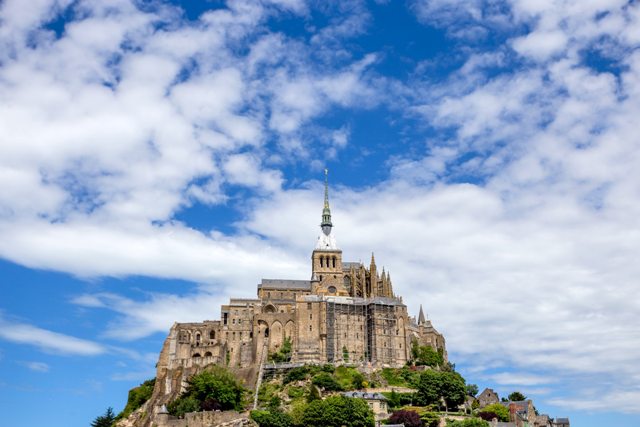 Explorez les paysages pittoresques de la Normandie pendant votre séjour